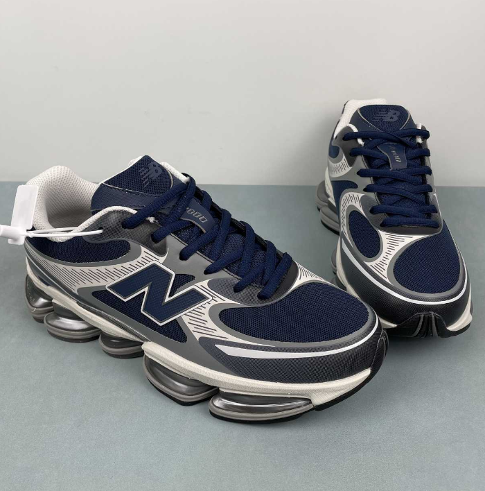 New Balance 1000