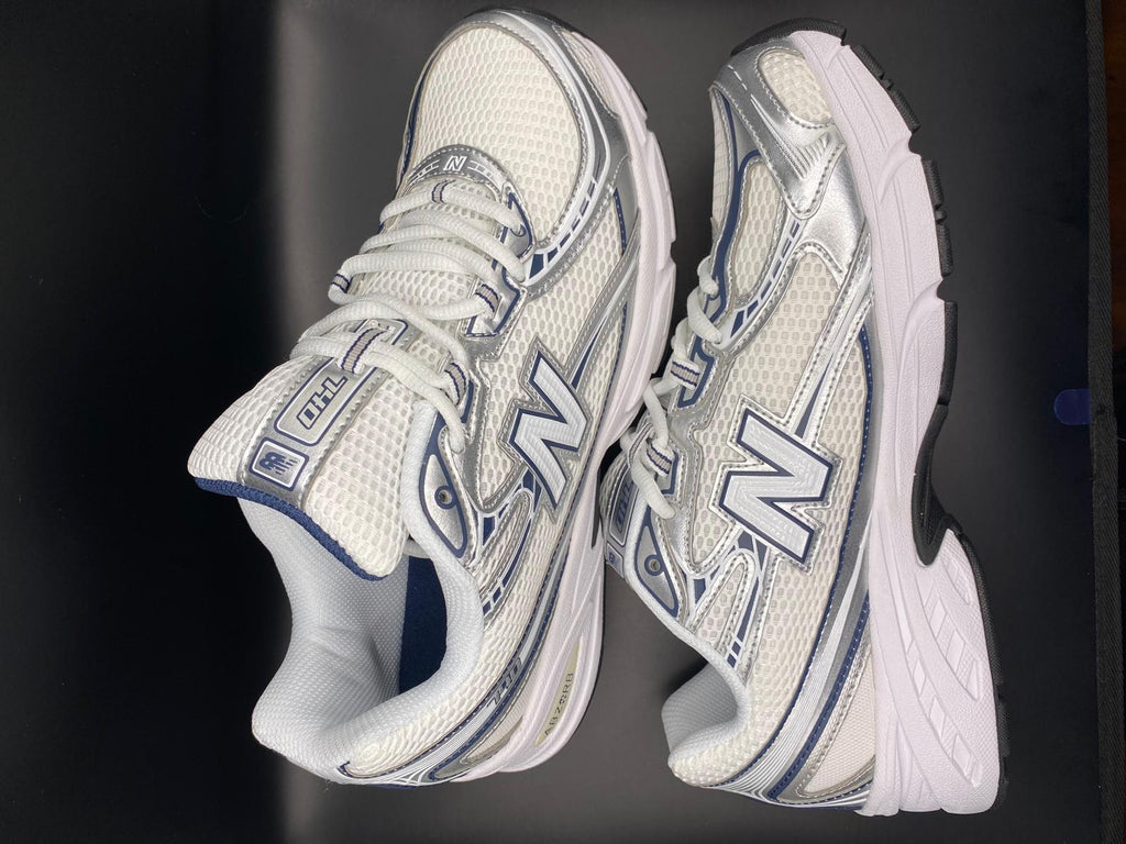 New balance 740