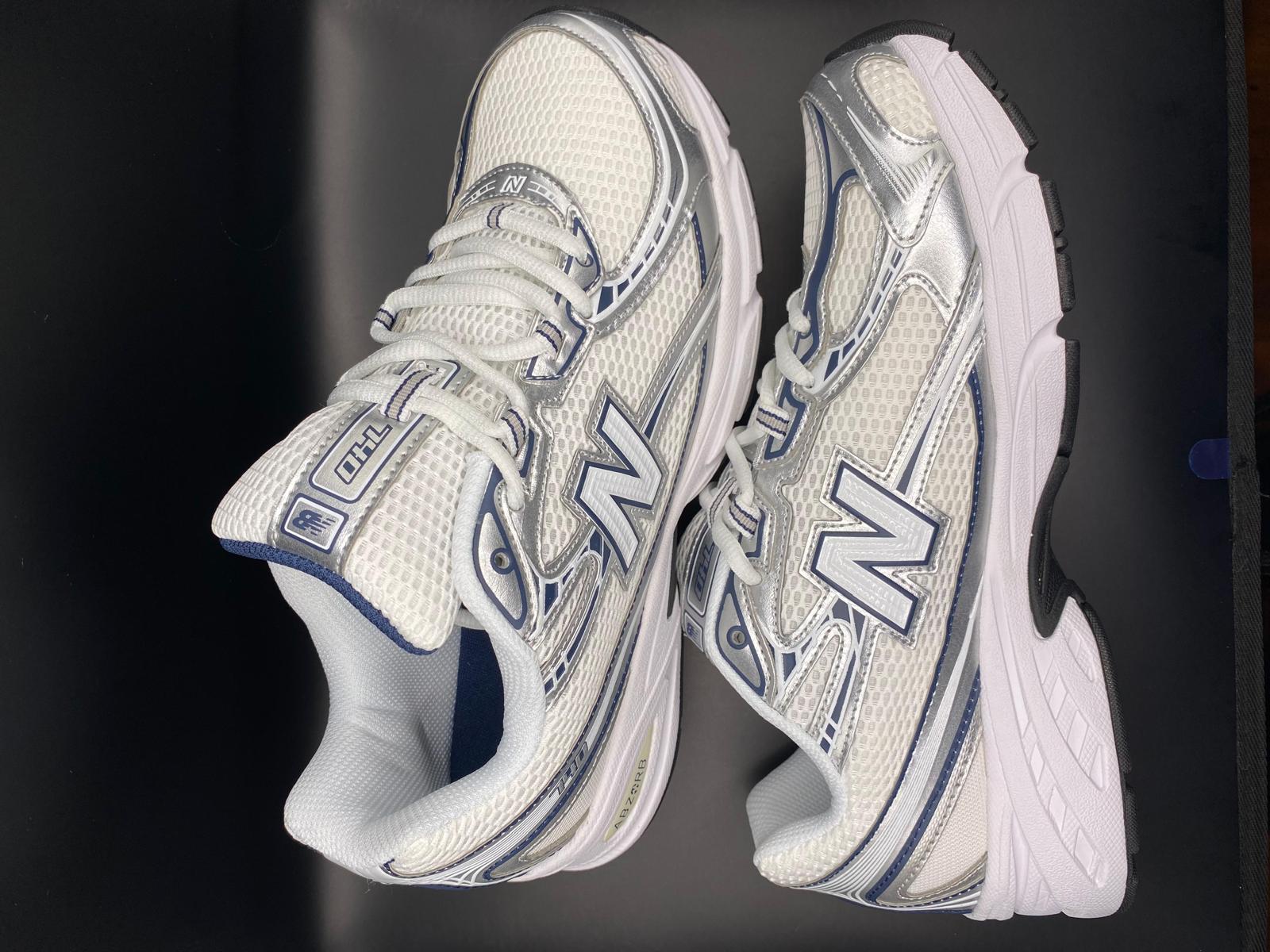 New balance 740