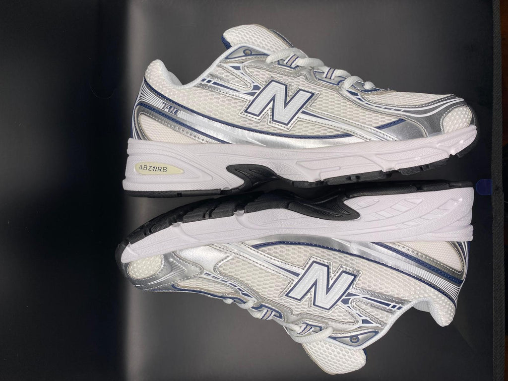 New balance 740